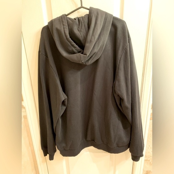 Guess Los Angeles - Picture 3 of 3